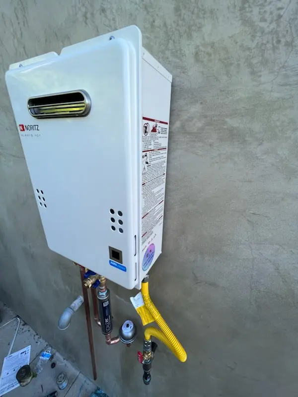 Tankless water heater installation for Woodlyn homes